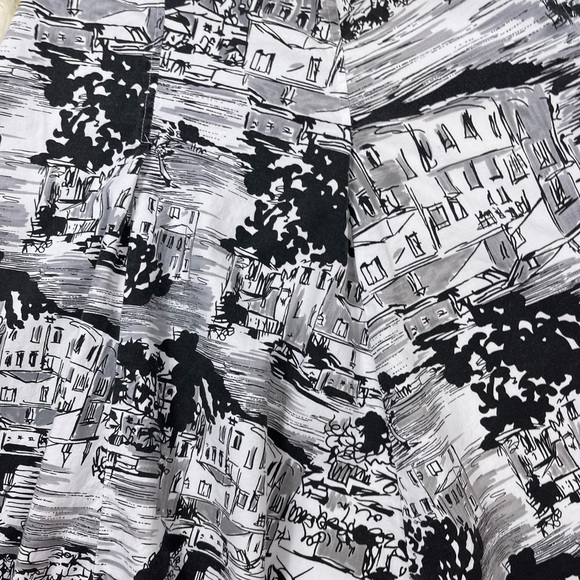 Black and White Cottage Print Skirt - Picture 3 of 5